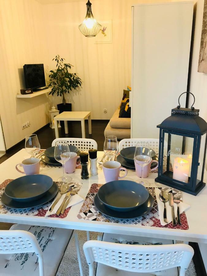 كراكوفيا Bird House Apartment In The City Center المظهر الخارجي الصورة